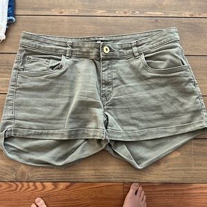 H&M green denim shorts